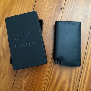 Ekster Parliament Wallet in Nappa Black